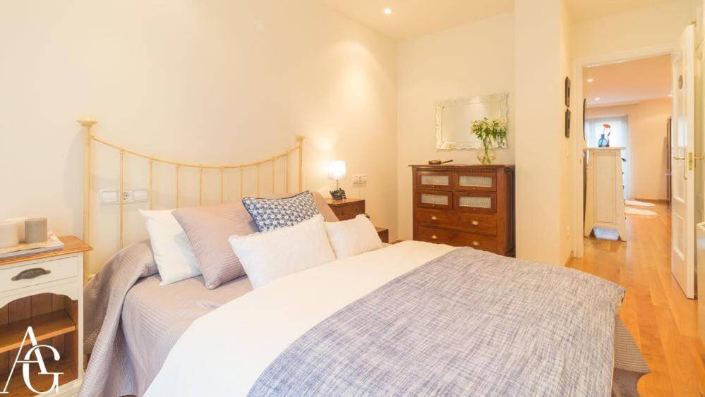 Apartamento Plaza De Espana Ribadeo Kültér fotó